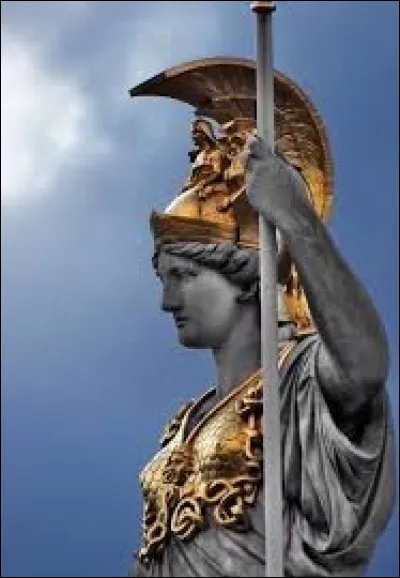 Quel animal est associé à Athéna ?