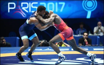 La lutte professionnelle a vu le jour en Grande-Bretagne au XIXe siècle.