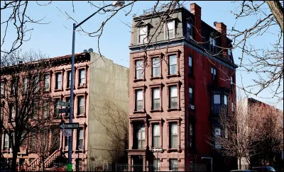 Qui sont les personnages qui viennent de Brooklyn ?