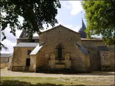 Commune des Pays-de-la-Loire, dans le Saumurois, Saint-Macaire-du-Bois se situe dans le département ...