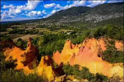 Dans quel département se trouve le Colorado provençal ?