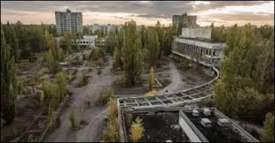 Prypiat est une ville fantôme depuis 1986 à cause de la catastrophe de Tchernobyl et se situe en Russie.