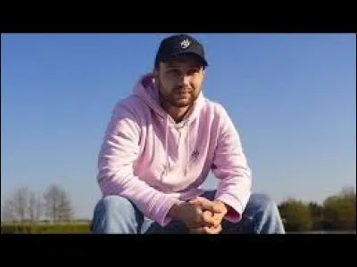 Doc Jazy est un youtubeur faisant partie de la Team Croûton.