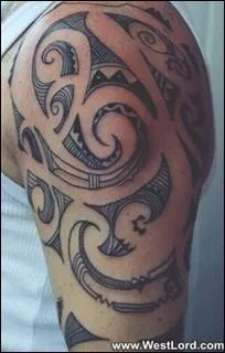 A qui appartient ce bras tatou ?