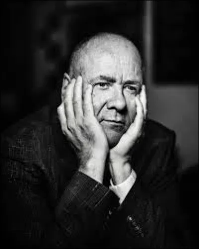 Arnaldur Indri&eth;ason est connu pour &eacute;crire des romans :