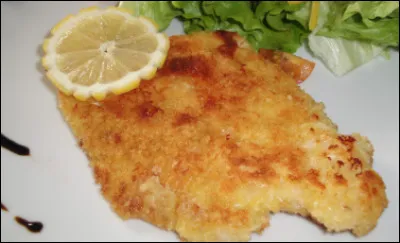Quelle est cette recette à base de faux-filet de veau enrobé de chapelure ?