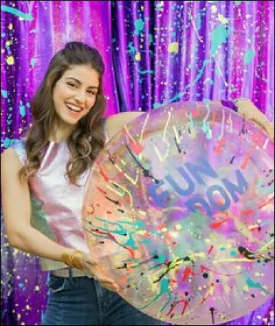 Comment s'appelle l'actrice qui interprète Bia Urquiza ?