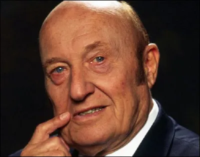 Qui est cet écrivain haut en couleur, auteur du roman : ''Du bois dont on fait les pipes'' ?