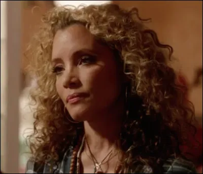 Comment s'appelle-t-elle ?