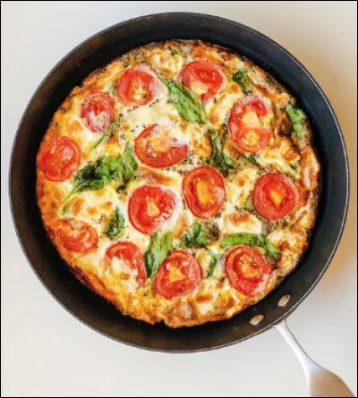 Qui est ce mets italien considéré comme la meilleure omelette du monde, garnie de tomates, de viande, de fromage et de légumes ?