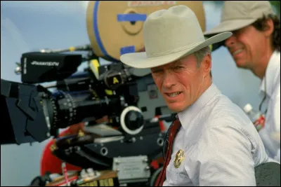 D'après l'indice, le nom de ce cinéaste est :