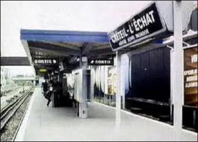 ''Créteil l'Échat'' est une station de la ligne 8, ouverte le 24 septembre 1973. Dans quel département se situe cette ville-préfecture ?
