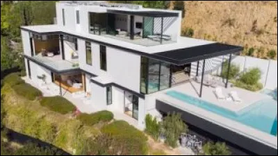 Combien coûte sa nouvelle maison ? (elle date du 11 juin 2020)