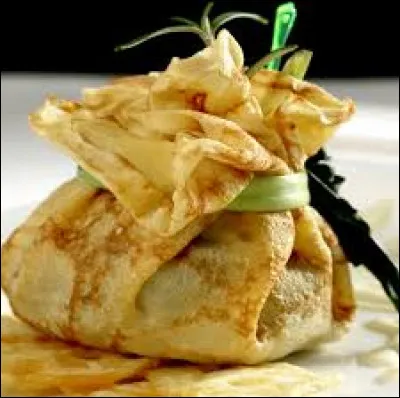 Comment se nomme une crêpe mise en forme de bourse contenant une garniture ?