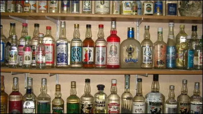 Dans quel alcool peut-on trouver un brin d'herbe aux bisons ?