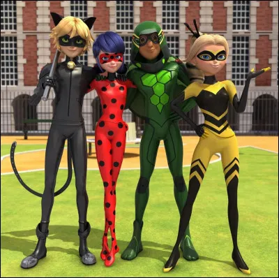 Marinette a-t-elle un faible pour un super héros ?