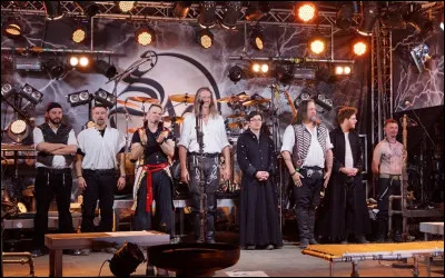 Complétez : 
"... laquelle voulez-vous ? (bis)"