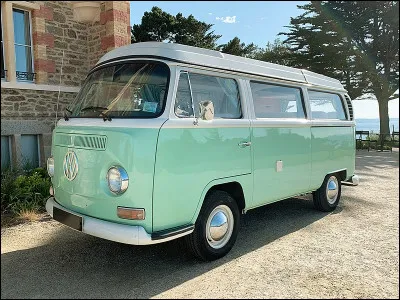 Un bleu ou un mélange de couleurs, c'est la...