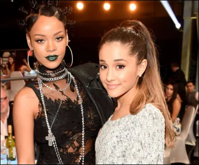 Aimes-tu une star en particulier ?