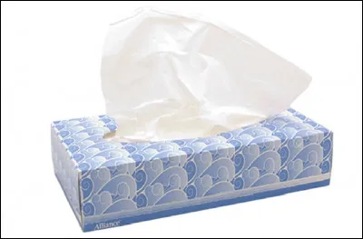 Quelle marque a commercialisé le mouchoir en papier vers 1930 ?