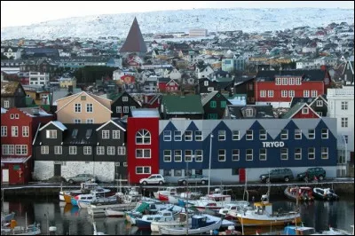 Ville de 19 000 habitants, capitale des Îles Féroé, fondée par les Vikings :