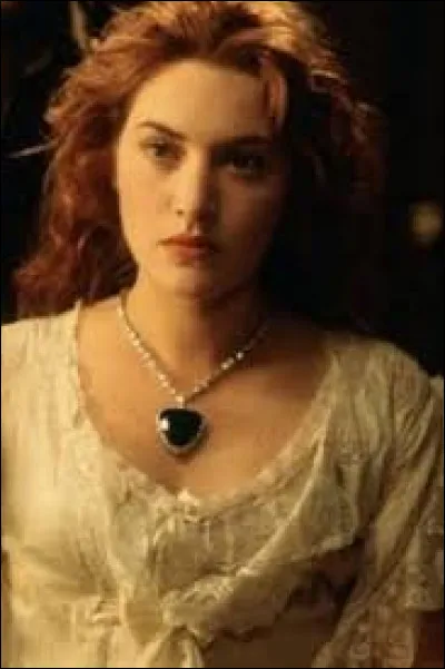 Dans le film "Titanic", comment s'appelle le collier que porte Rose DeWitt Bukater ?