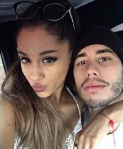 Qui est son copain sur cette photo ?