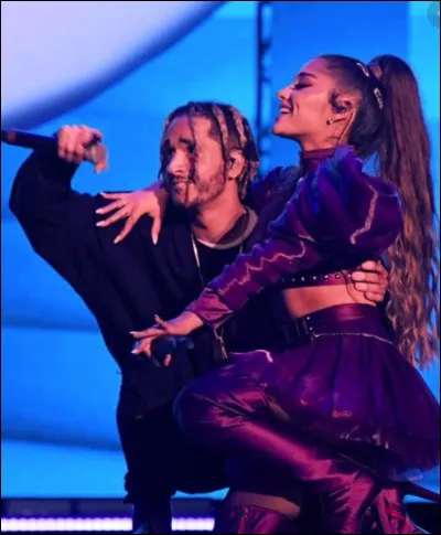 Qui est son copain sur cette photo ?