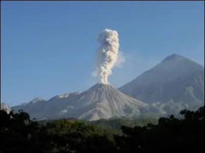 Voilà un autre volcan, le Santa María, où se trouve-t-on ?