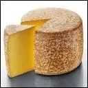 Quel fromage, appel jadis 'fourme de Salers' est fabriqu dans le Puy de Dme, l'Aveyron et le Cantal ?
