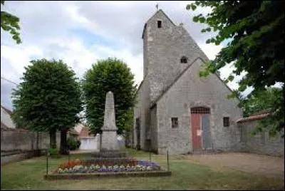 Commune du Centre-Val-de-Loire, dans la région agricole de la Beauce riche, Marsainvilliers se trouve dans le département ...