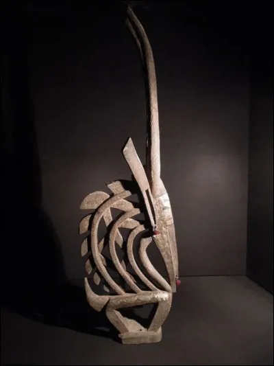 Ce masque tywara est...