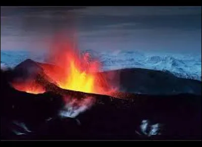 Où se trouve le volcan l'Eyjafjallajökull ?