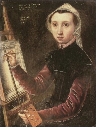 Dès le XVIe siècle, cette artiste peintre flamande nous dévoile son autoportrait devant son chevalet. C’est la première femme peintre connue. De qui s’agit-il ?