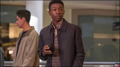 Lors du Superbowl 1998, quel film Randall et Alisson vont-ils voir ? (Où ils échangent leur premier baiser)