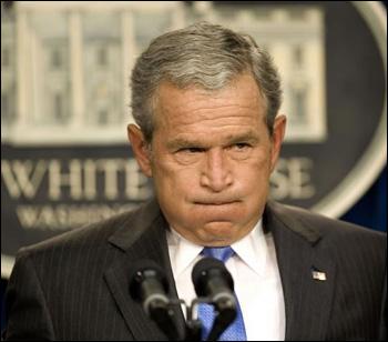 Dans un quizz récent, avec qui dansait George Bush ?