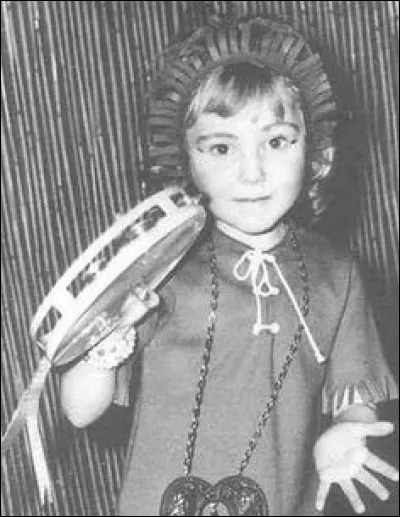 Indice. Elle chante le blues.