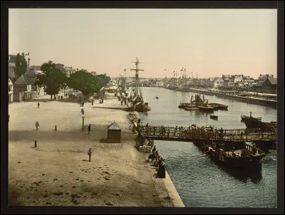 1900 > Par contre ici, nous serions plutôt vers ...