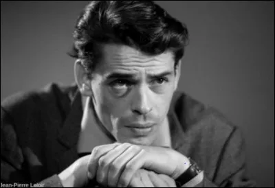 Je suis bien obligé de me rendre à l'évidence, Madeleine ne viendra pas, manifestement elle m'a posé un ... !