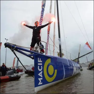 Quelle ville portuaire fran&ccedil;aise sert de point de d&eacute;part et d�arriv&eacute;e du Vend&eacute;e Globe ?