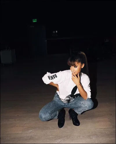 Lequel de ces noms n'est pas un nom d'un chien d'Ariana ?