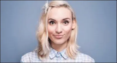 Combien a-t-elle de chiens ?