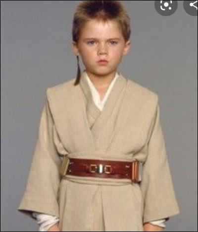 Par quel acteur est joué Anakin Skywalker dans l'"épisode I" ?