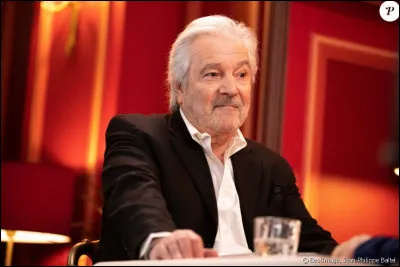 Quel peut être le thème du sketch avec Pierre Arditi et Marie-Anne Chazel ?