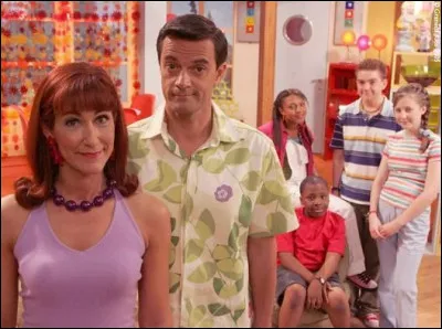 Dans "Mes parents cosmiques", nommez les enfants pr&eacute;sents sur l'illustration.