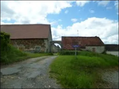 Voici l'abbaye d'Aubepierre de Méasnes. Commune Creusoise, elle se trouve dans l'ex région ...