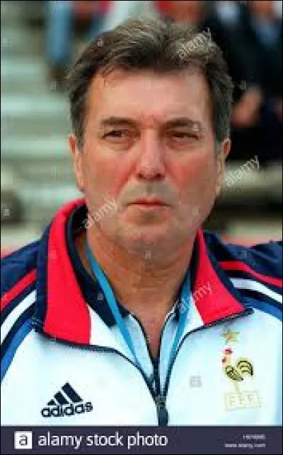 Qui était le sélectionneur des Bleus ?
