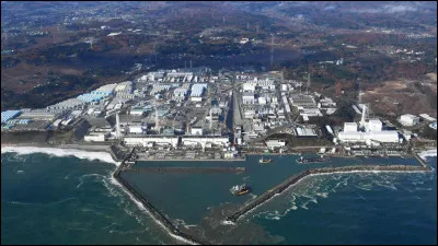 11 mars 2011. Un séisme et un tsunami entraînent la fusion de trois réacteurs de la centrale nucléaire japonaise de Fukushima et l'abandon de la ville voisine du même nom. Cette catastrophe est classée au rang le plus élevé sur l'échelle des accidents nucléaires. Quel est ce rang ?