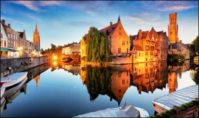 Culture  À quelle ville appartient ce centre historique, inscrit à l'UNESCO ?