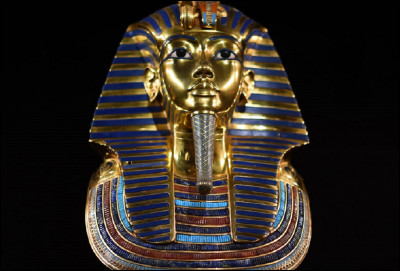 De quel pharaon ce masque est-il le masque funéraire ?